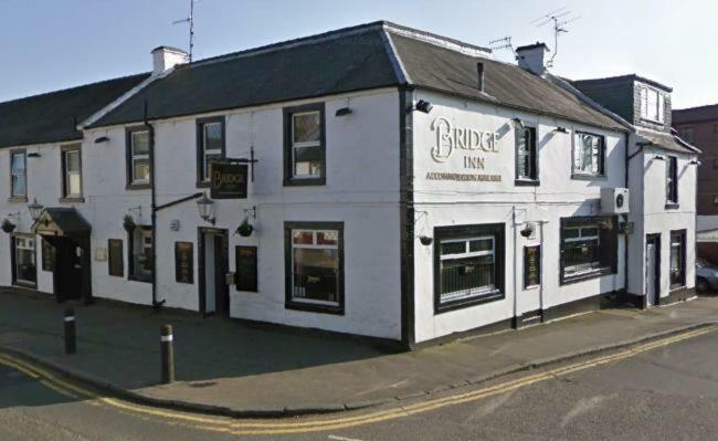 The Bridge Inn Tillicoultry Bagian luar foto